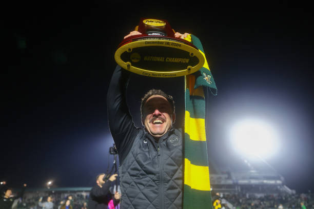 卡博尼与国 卡博尼与国