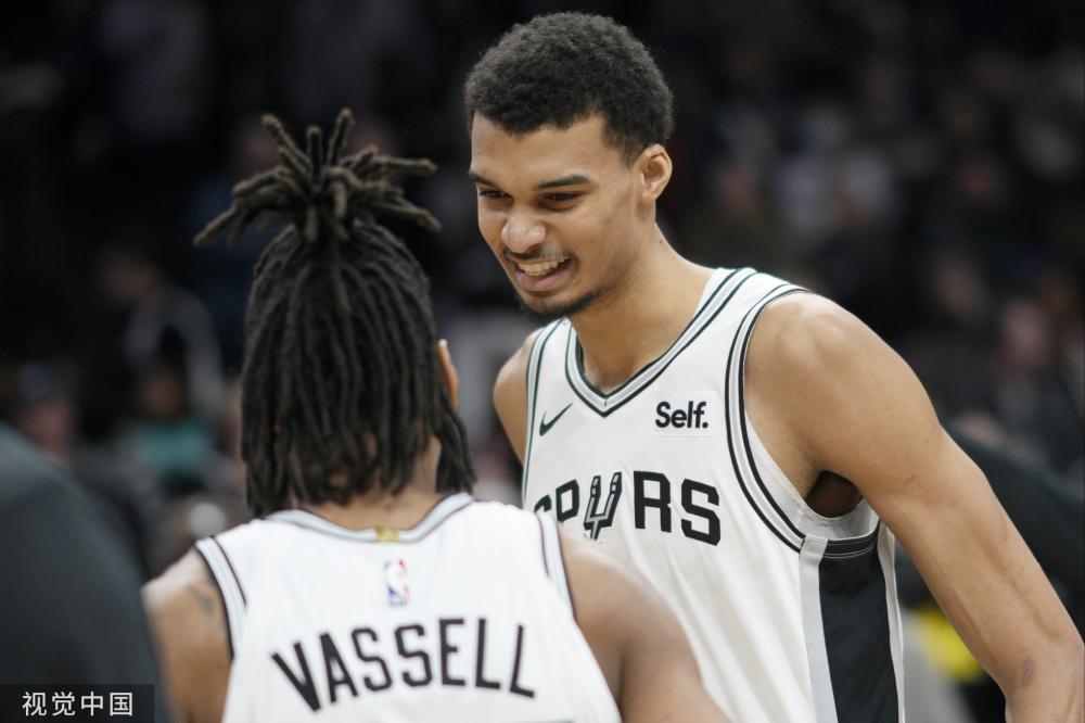 一个绕不开 一个绕不开